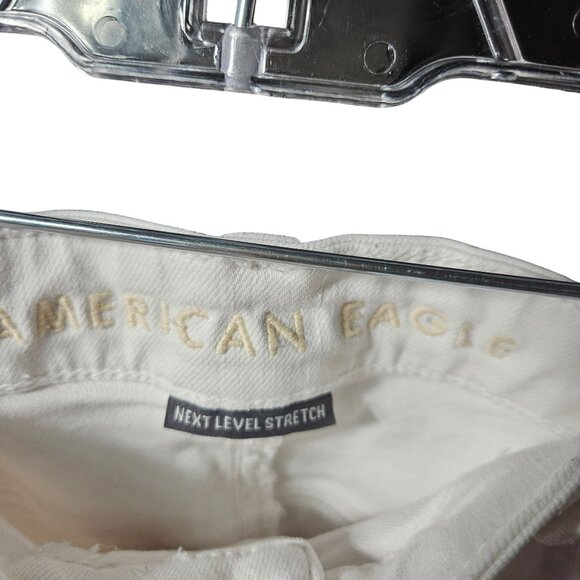 American Eagle White Distressed Next Level Stretch Jeans Womens Size 18 Short - Picture 5 of 9